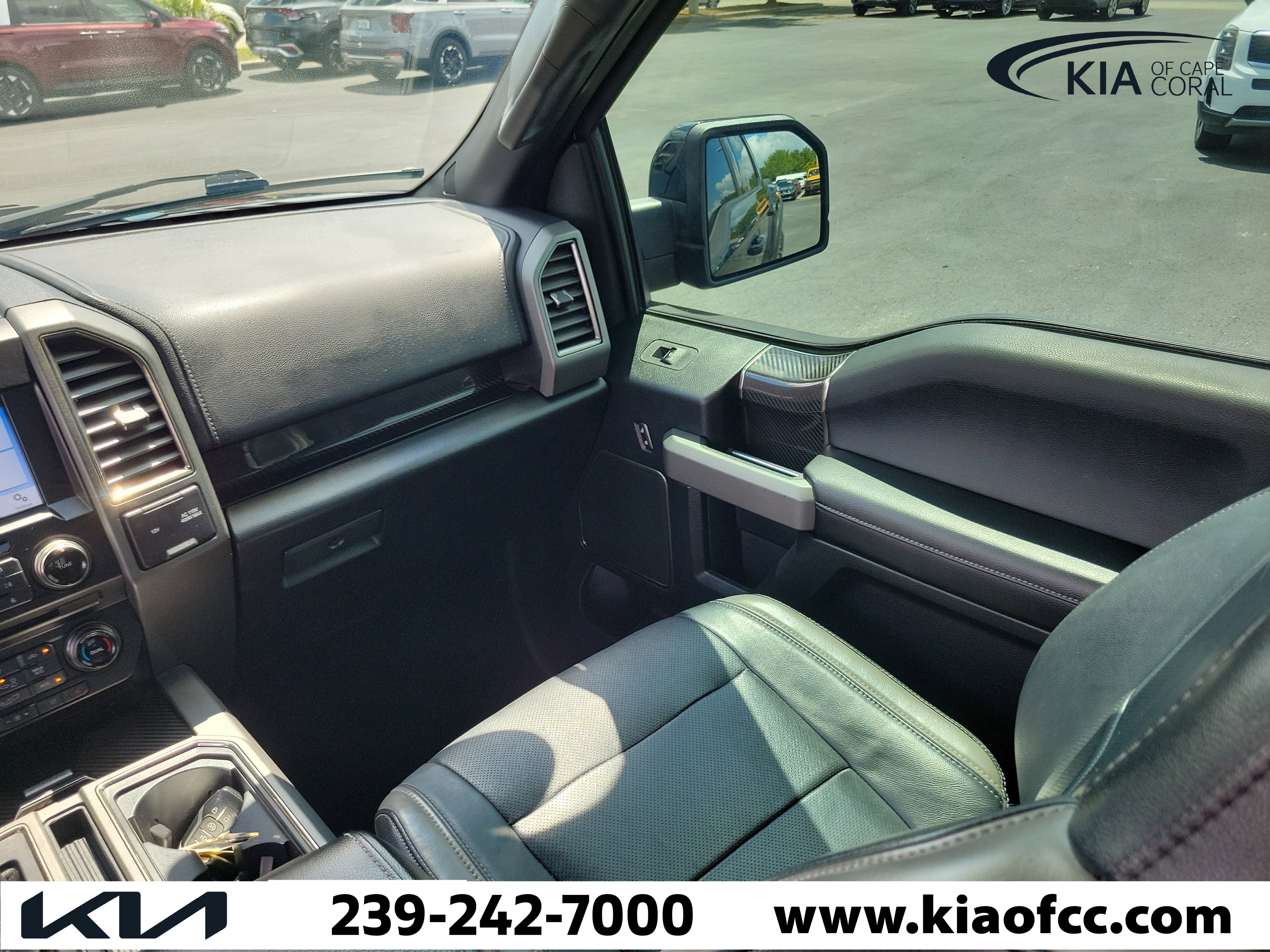 Used 2017 Ford F150 Raptor w/ Equipment Group 802A Luxury AWD/4WD image 18