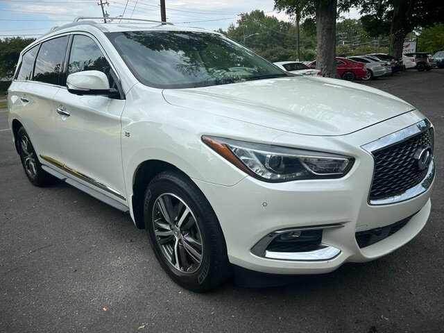 Used 2019 INFINITI QX60 Luxe w/ Essential Package AWD/4WD image 7