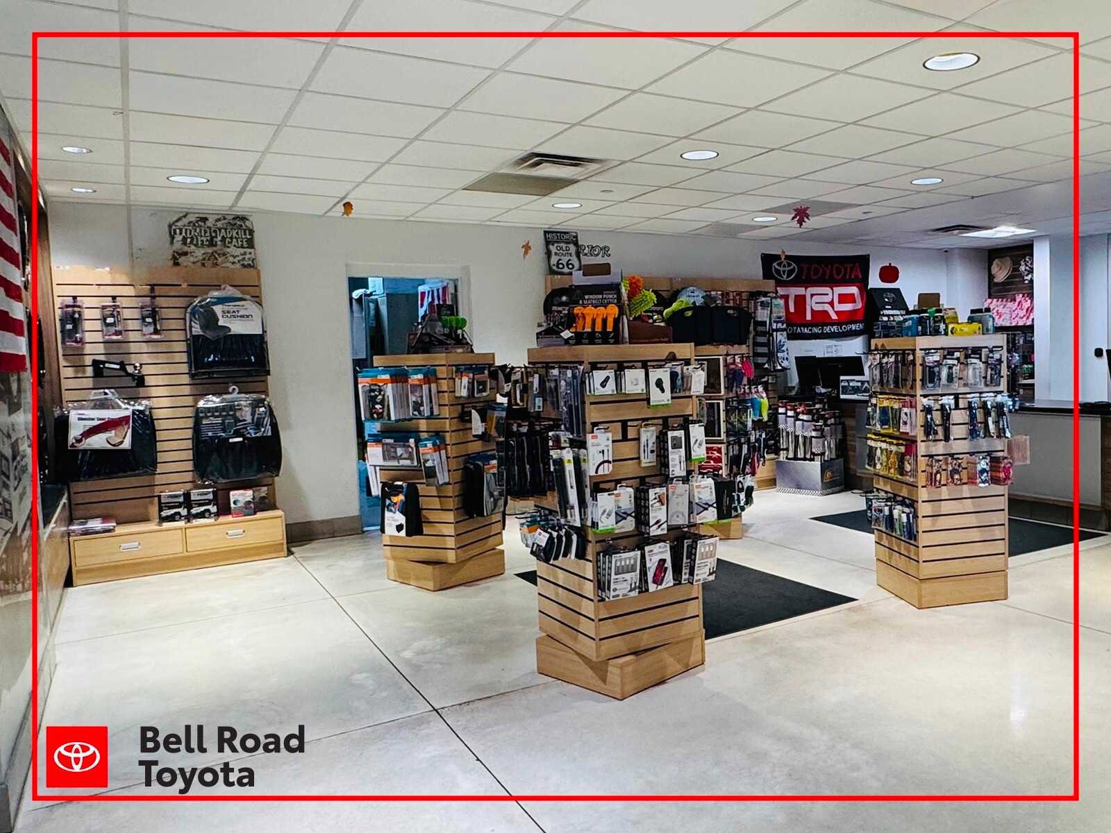 Used 2023 Toyota Crown Limited image 24