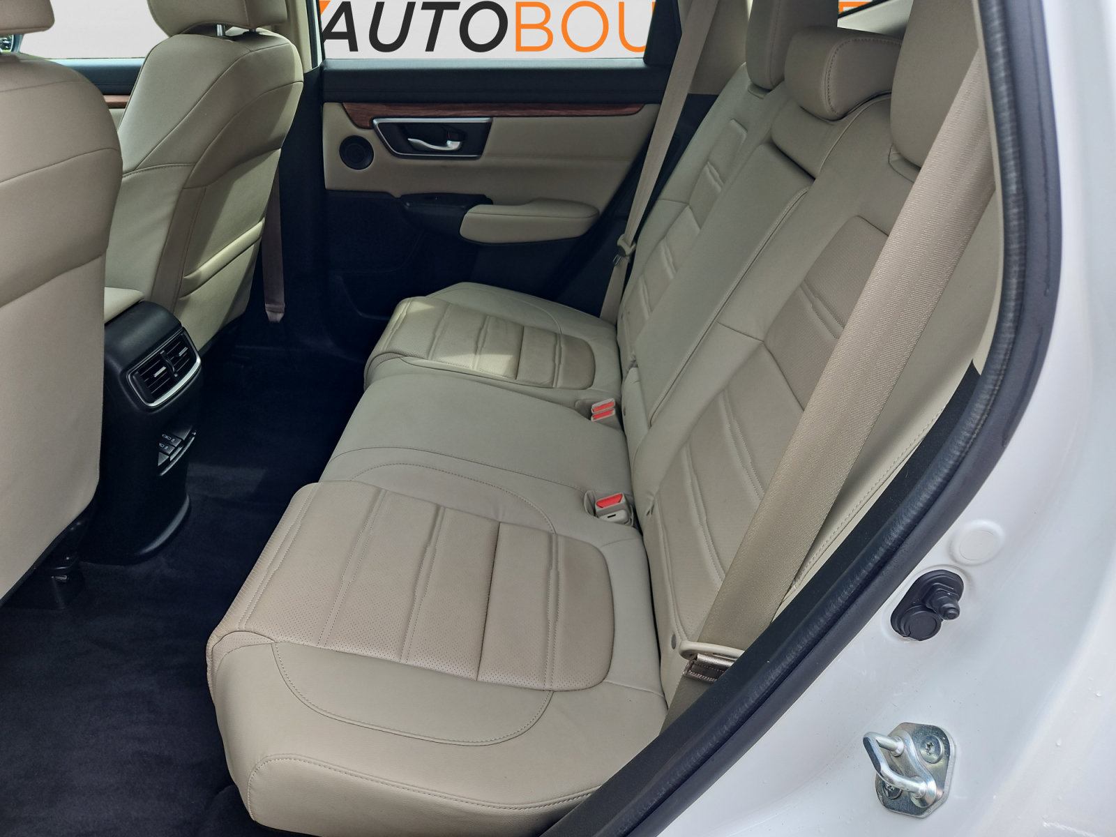 Used 2022 Honda CR-V Touring image 14