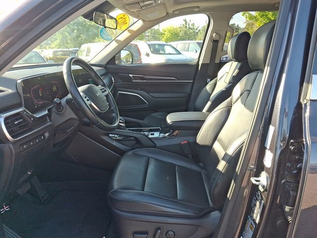 Used 2025 Kia Telluride S image 15