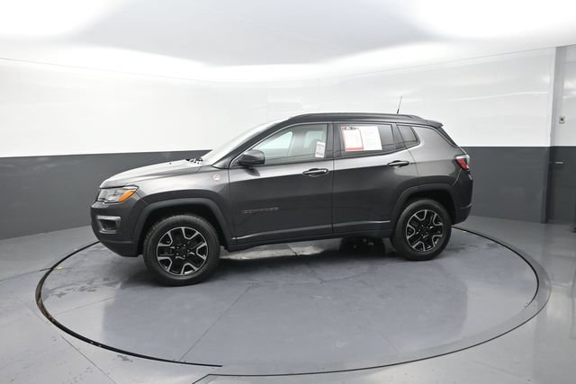 Used 2019 Jeep Compass Trailhawk AWD/4WD image 54