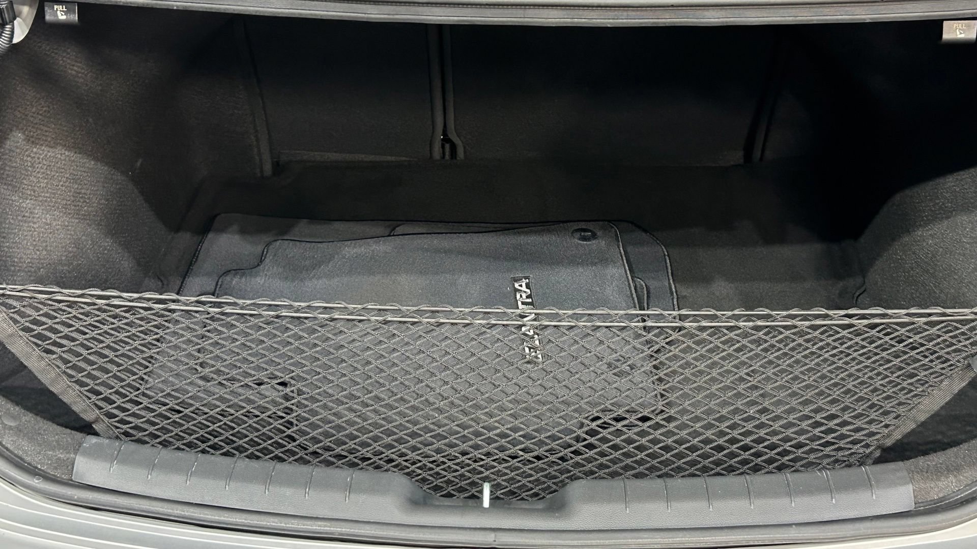 Used 2020 Hyundai Elantra SEL w/ Cargo Package (C1) FWD image 26