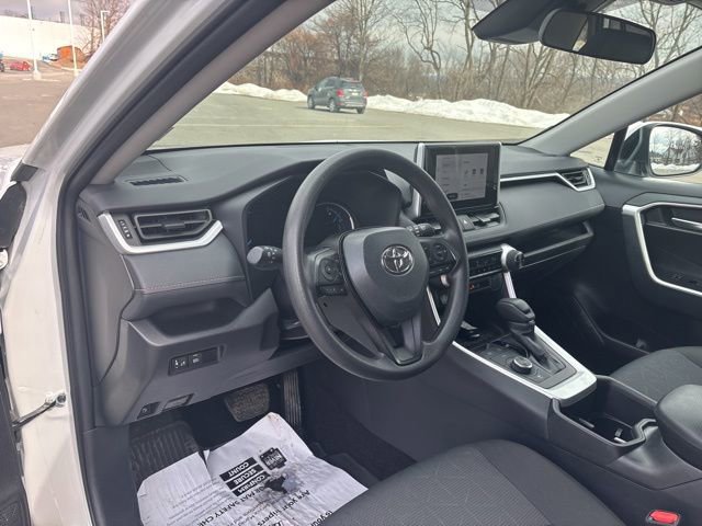 Used 2024 Toyota RAV4 XLE image 36