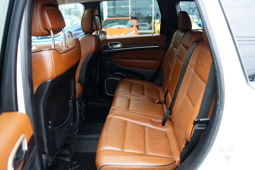 Used 2015 Jeep Grand Cherokee Summit image 16