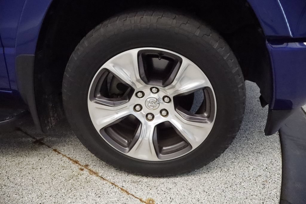 Certified 2019 RAM 1500 Laramie w/ Sport Appearance Package AWD/4WD image 10