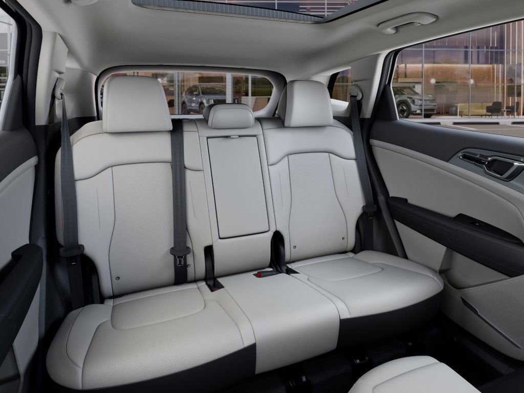 New 2026 Kia Sportage EX image 16