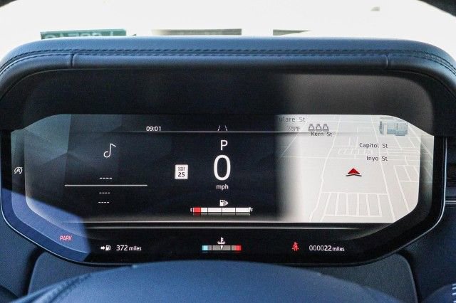 New 2025 Land Rover Range Rover SE image 18