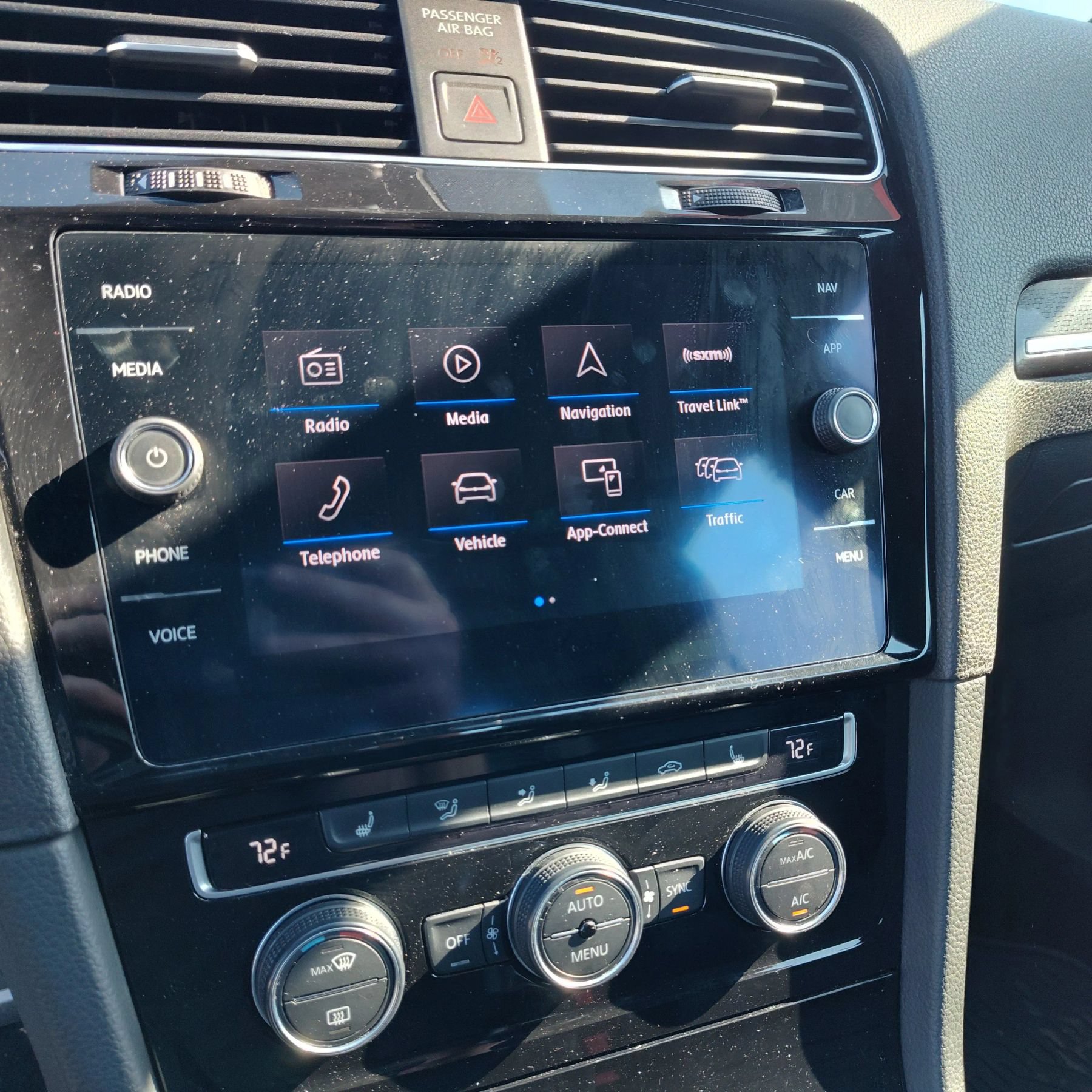 Used 2019 Volkswagen Golf 4-Door AWD/4WD image 16