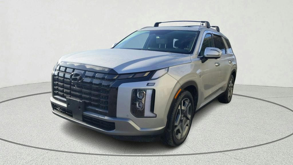 Used 2023 Hyundai Palisade SEL w/ Premium Package image 3