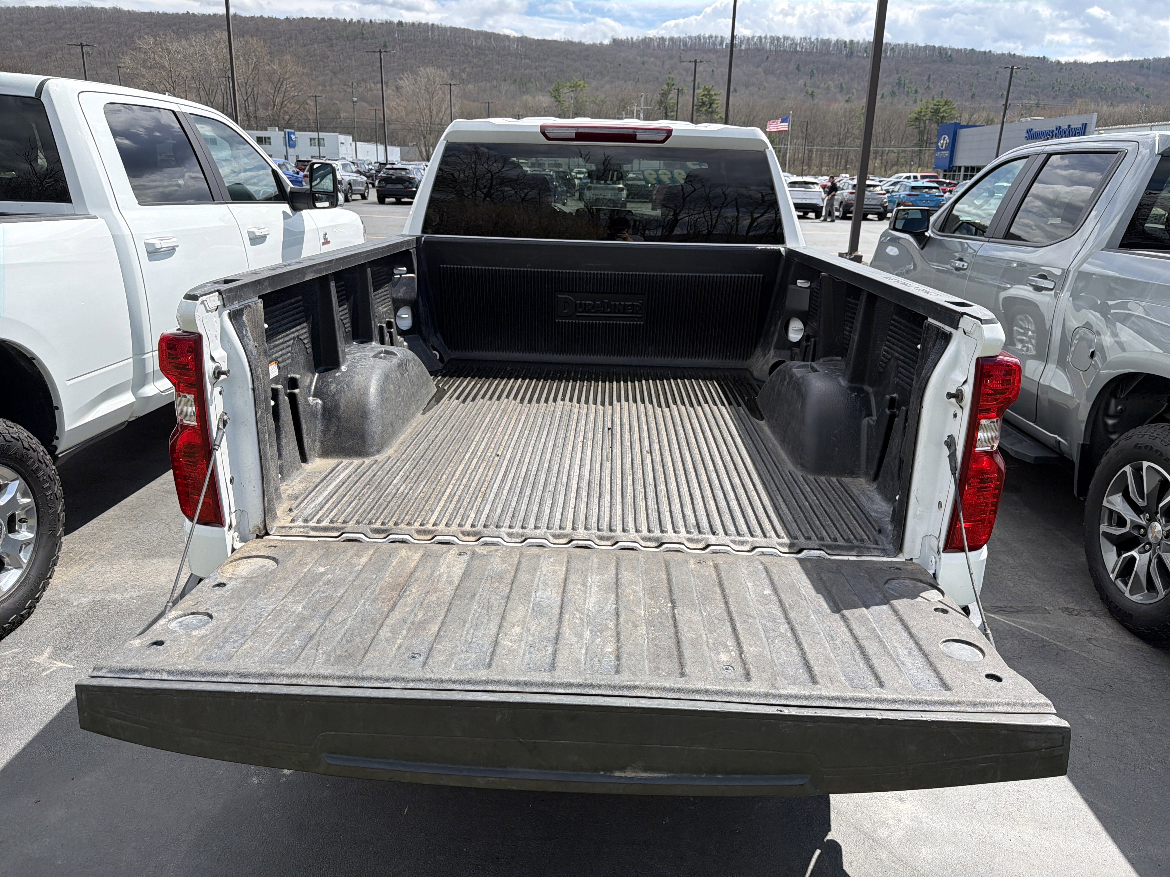 Used 2025 Chevrolet Silverado 1500 LT w/ Work Truck Package image 2