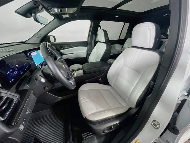Used 2025 Chevrolet Traverse High Country FWD image 22