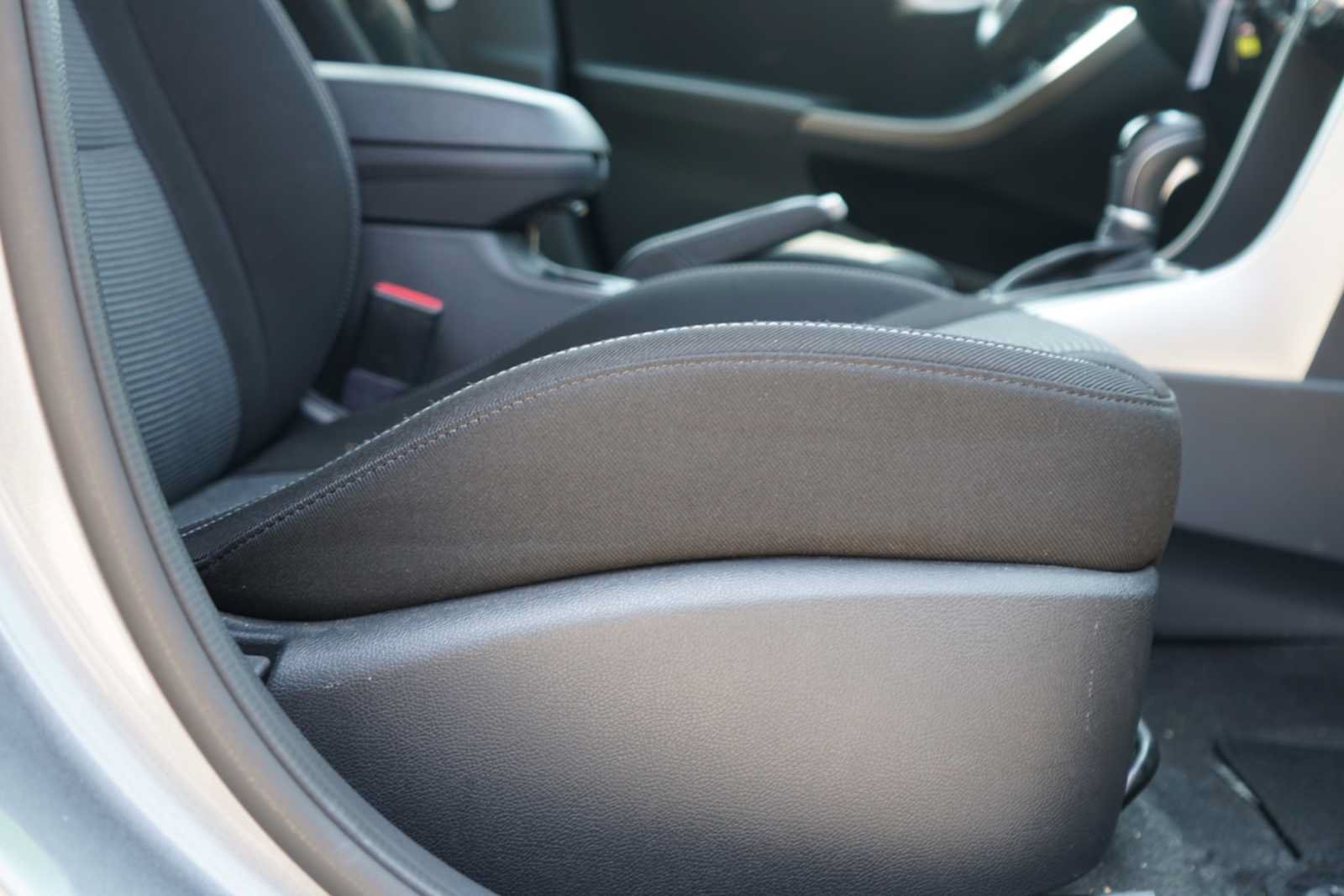 Used 2016 Hyundai Elantra GT FWD image 22