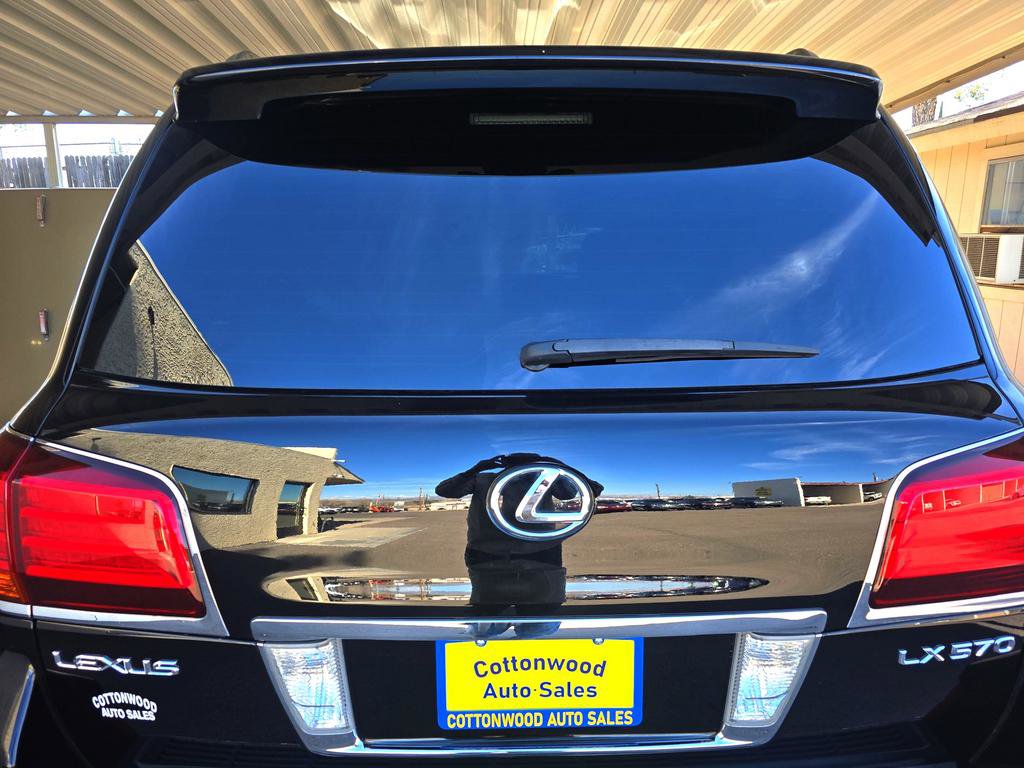 Used 2010 Lexus LX 570 4WD image 34