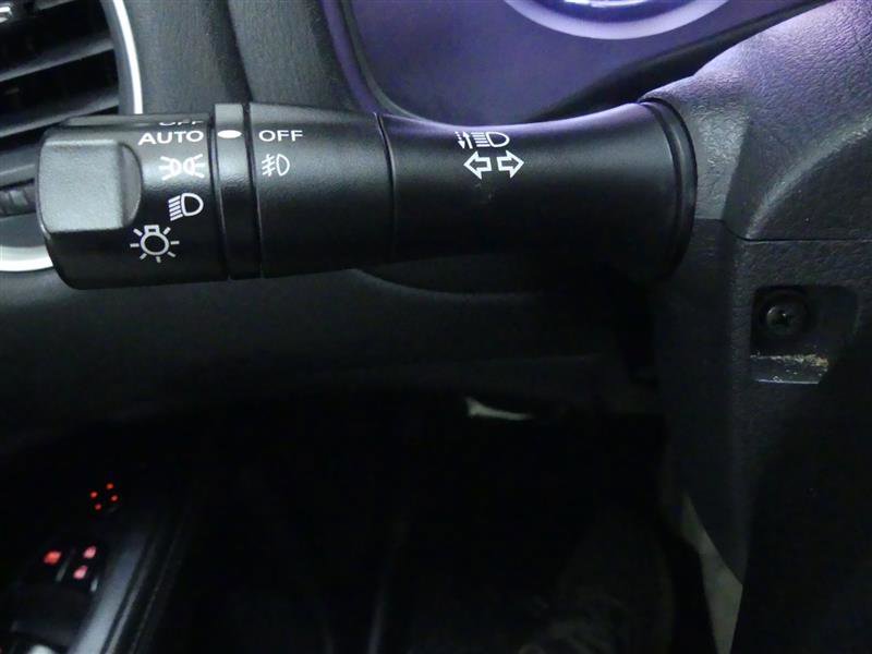 Used 2019 Nissan Pathfinder SV image 19