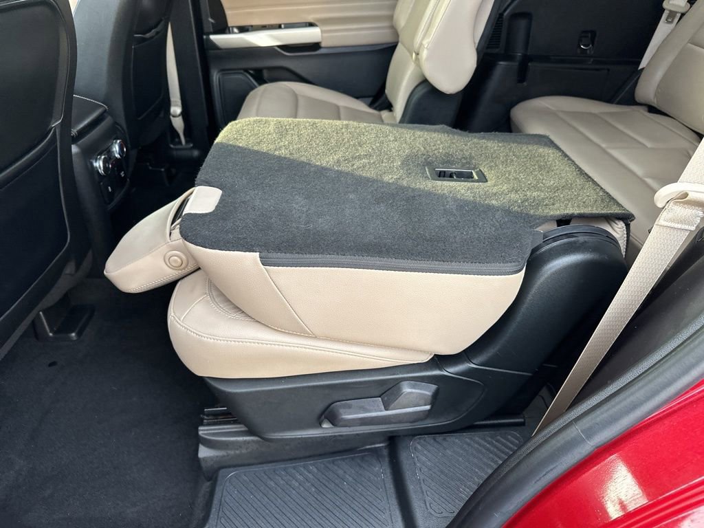 Used 2020 Ford Explorer Limited image 37