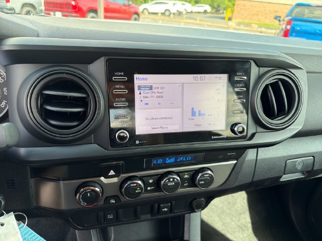 Used 2021 Toyota Tacoma SR AWD/4WD image 20