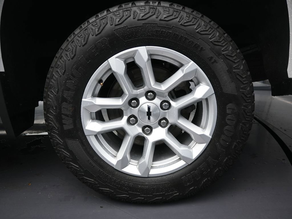 Used 2024 Chevrolet Silverado 1500 RST image 10