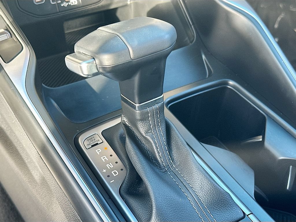 Certified 2025 Kia Sorento S w/ Panoramic Sunroof Package FWD image 17