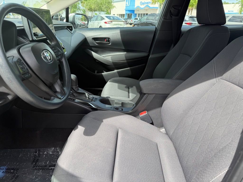 Used 2024 Toyota Corolla LE FWD image 18