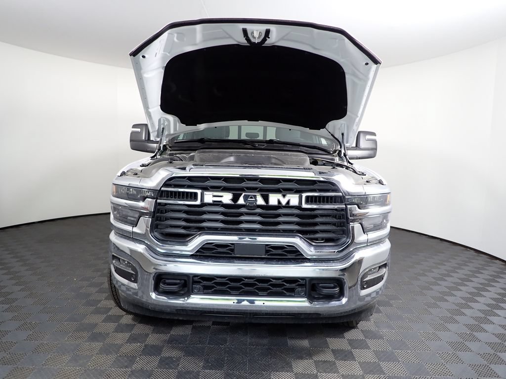 New 2026 RAM 2500 Tradesman AWD/4WD image 38
