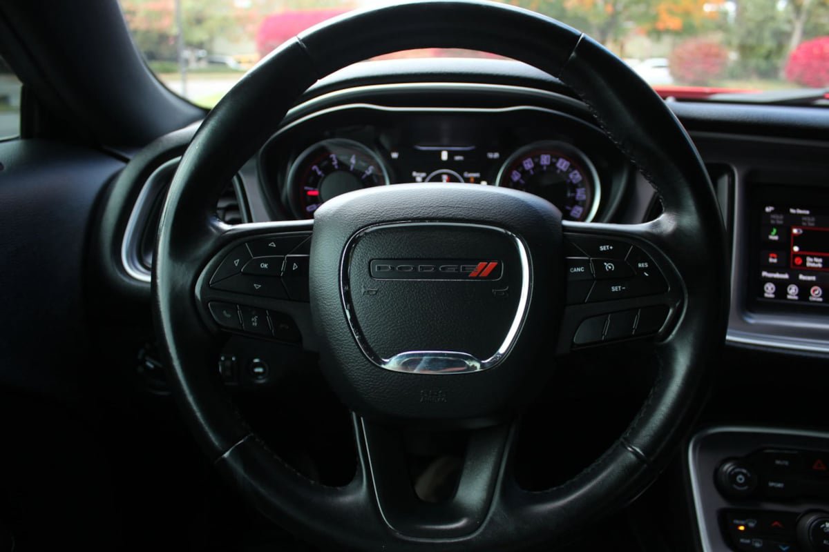 Used 2019 Dodge Challenger SXT RWD image 13