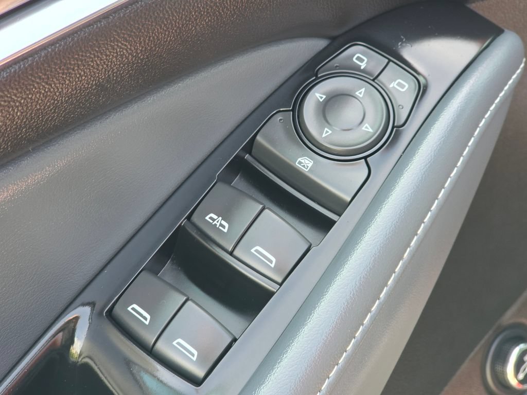 Used 2023 Buick Enclave Essence w/ Sport Touring Edition AWD/4WD image 26