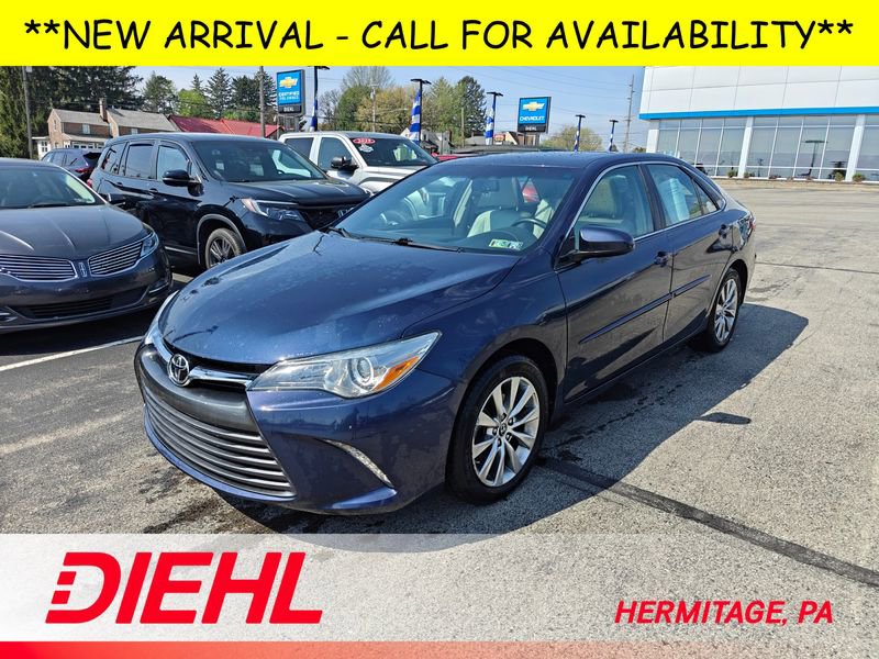 Used 2015 Toyota Camry XLE w/ Moonroof Package FWD image 1