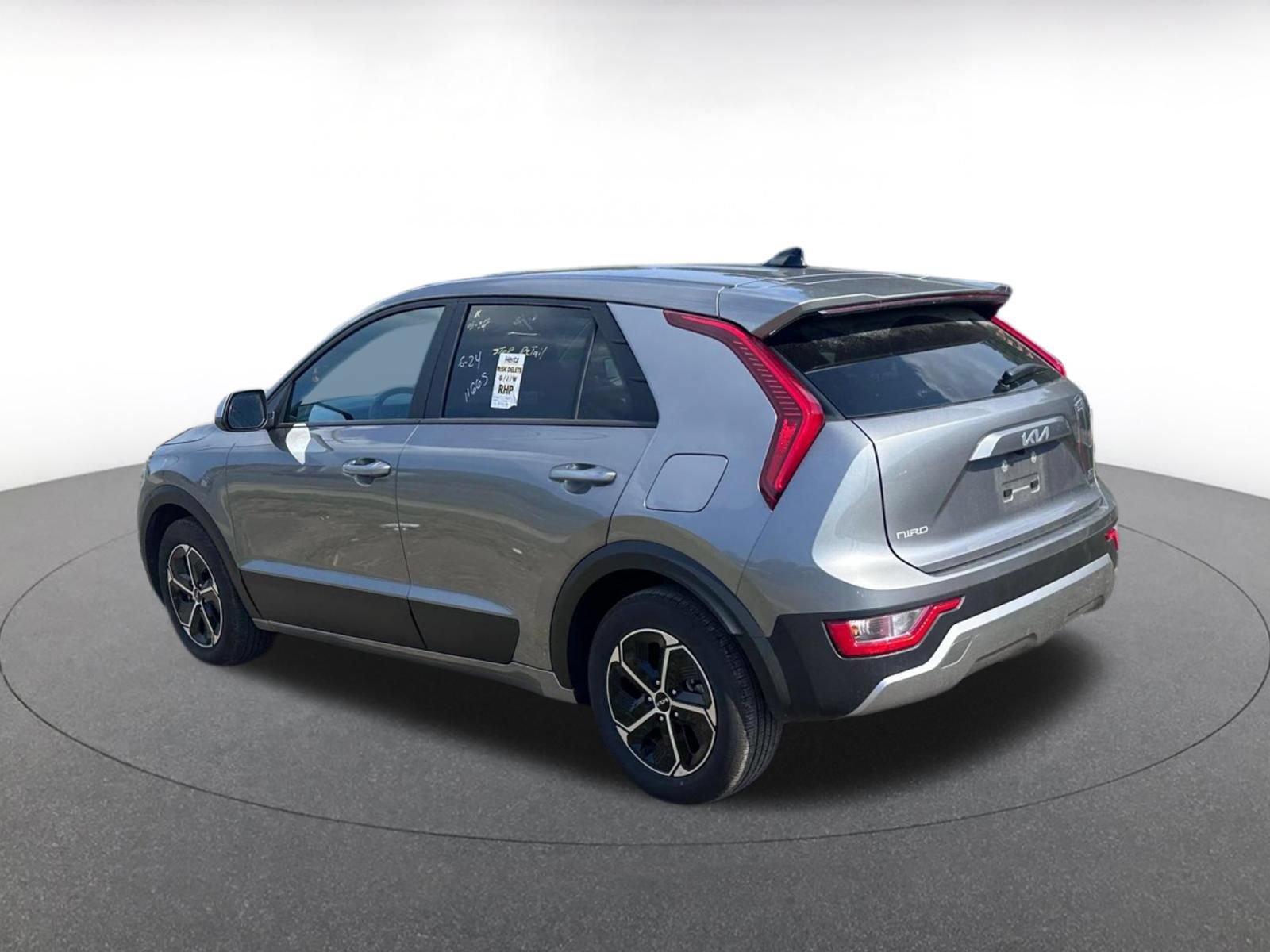 Used 2026 Kia Niro LX FWD image 11