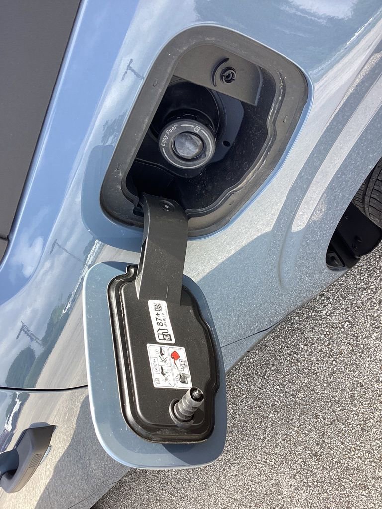 Used 2025 Ford Maverick XLT w/ XLT Luxury Package FWD image 15