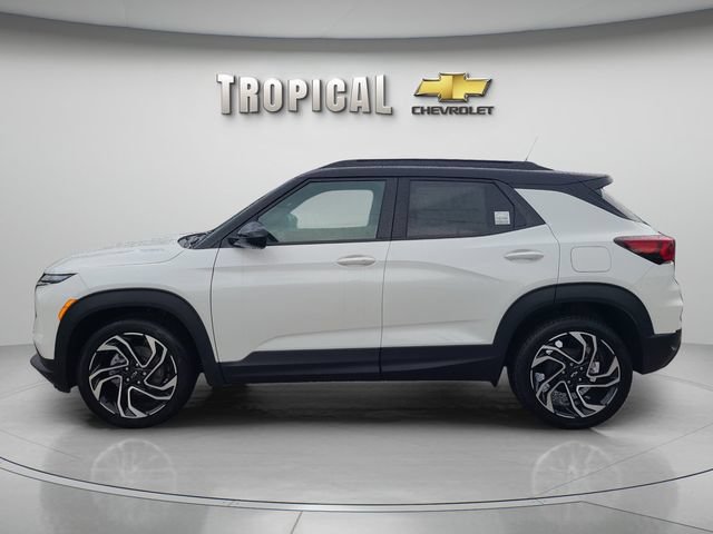 New 2026 Chevrolet TrailBlazer RS w/ Driver Confidence Package FWD image 2