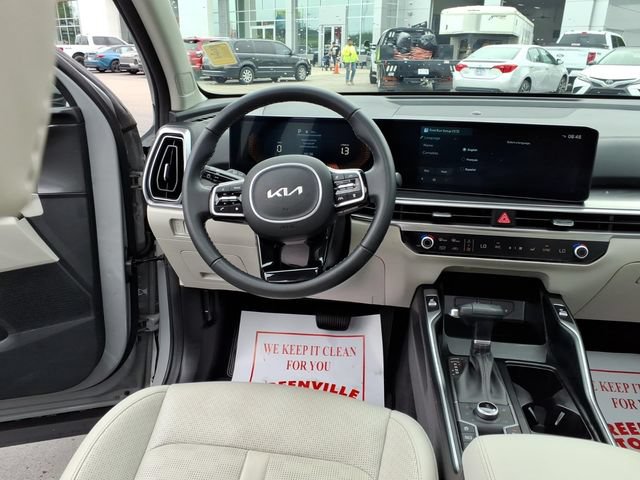Used 2025 Kia Sorento S w/ Panoramic Sunroof Package AWD/4WD image 12