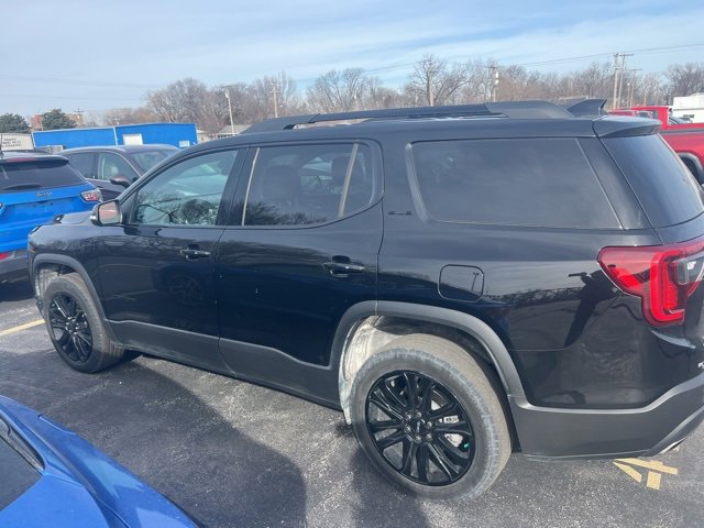 Used 2023 GMC Acadia SLE w/ Driver Convenience Package image 6