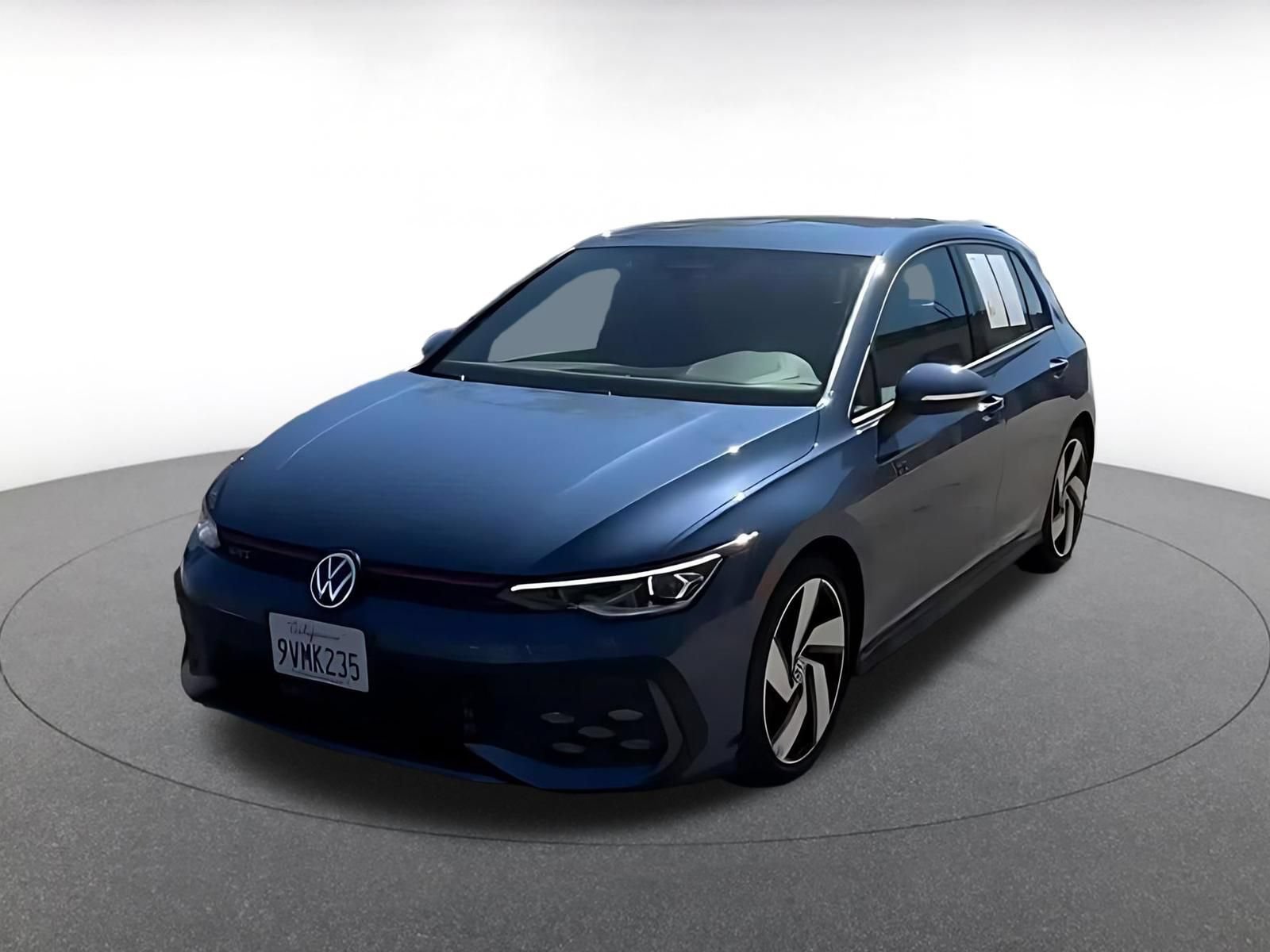 Used 2026 Volkswagen Golf S FWD image 5