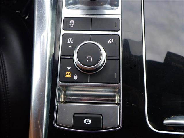 Used 2019 Land Rover Range Rover Sport HSE image 24