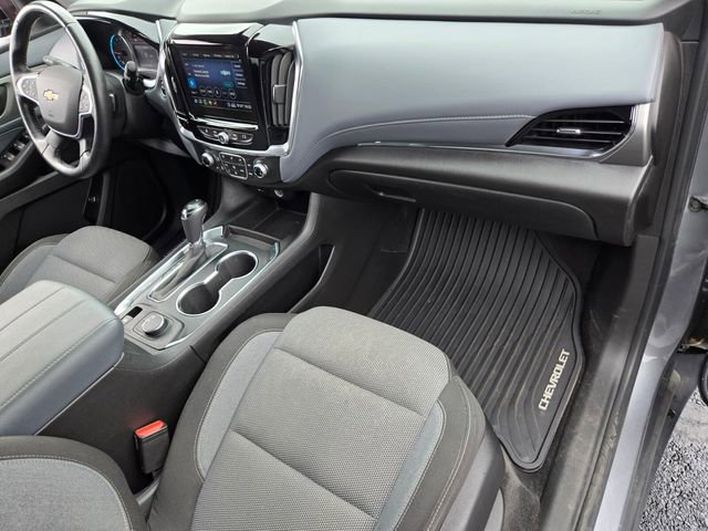 Used 2020 Chevrolet Traverse LT image 18