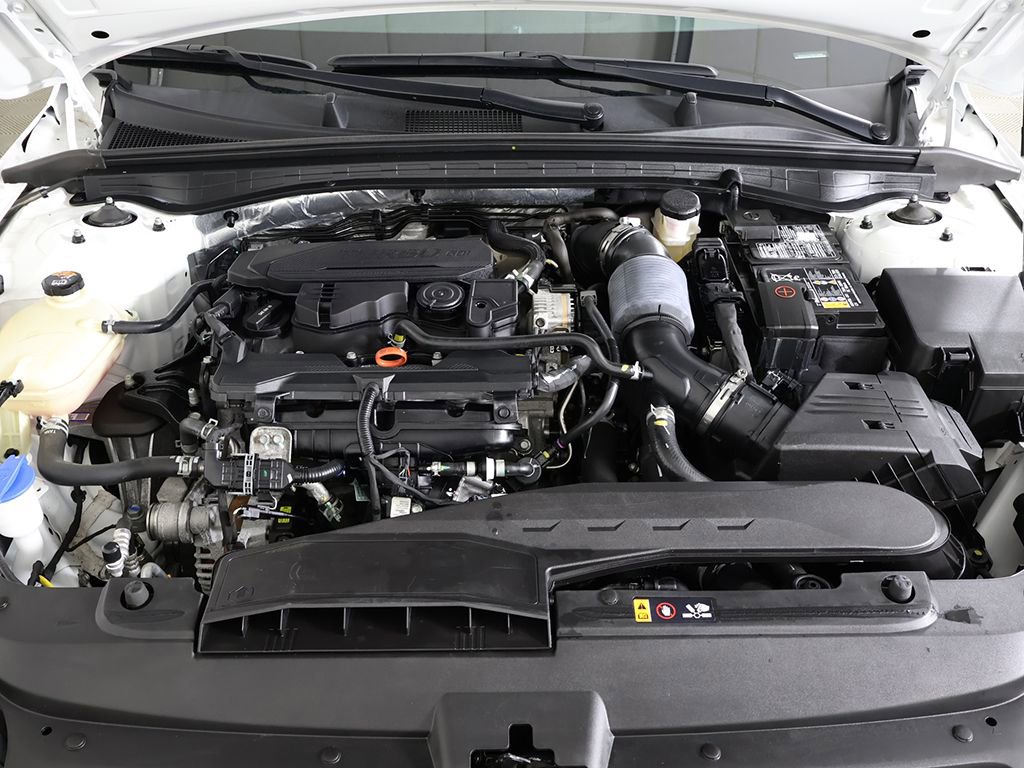Used 2024 Kia K5 LXS FWD image 19