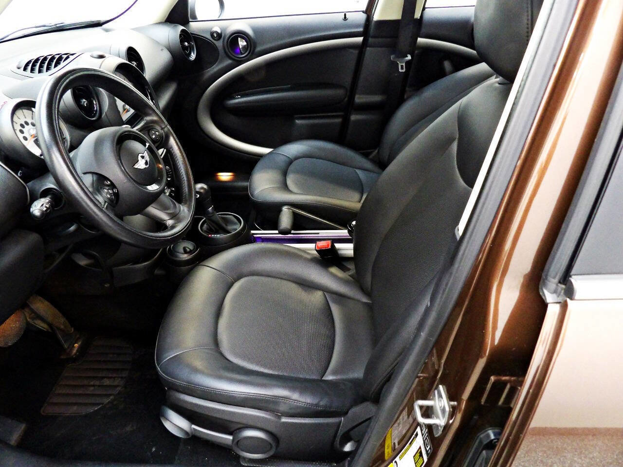 Used 2013 MINI Cooper Countryman FWD image 8