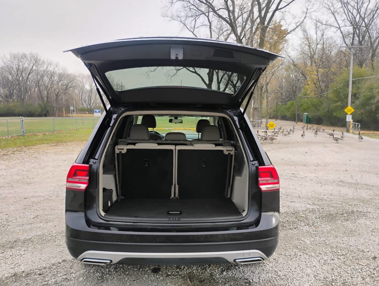 Used 2018 Volkswagen Atlas SE FWD image 30