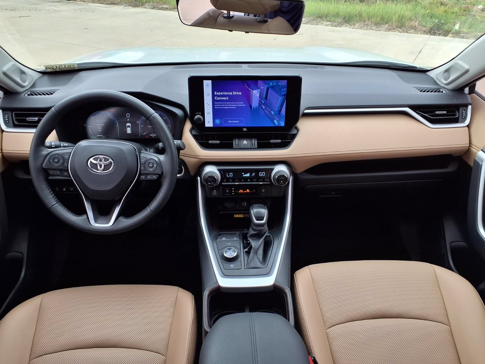 Used 2024 Toyota RAV4 Limited w/ Advanced Technology Package AWD/4WD image 10