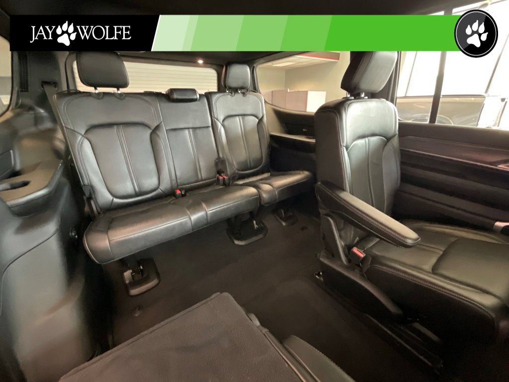 Used 2024 Jeep Wagoneer Series II AWD/4WD image 22