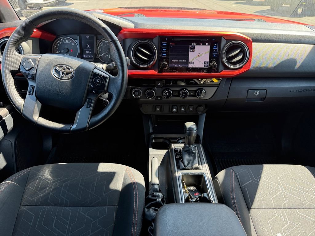 Used 2018 Toyota Tacoma TRD Off-Road image 15