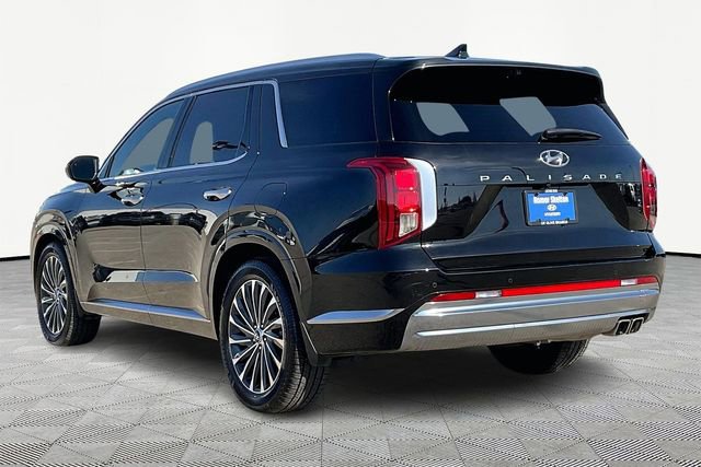 Used 2023 Hyundai Palisade Calligraphy image 11