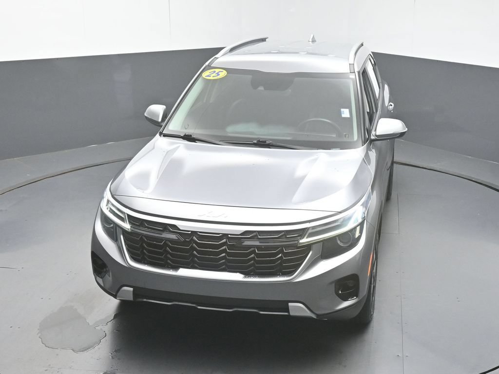 Used 2025 Kia Seltos S FWD image 40