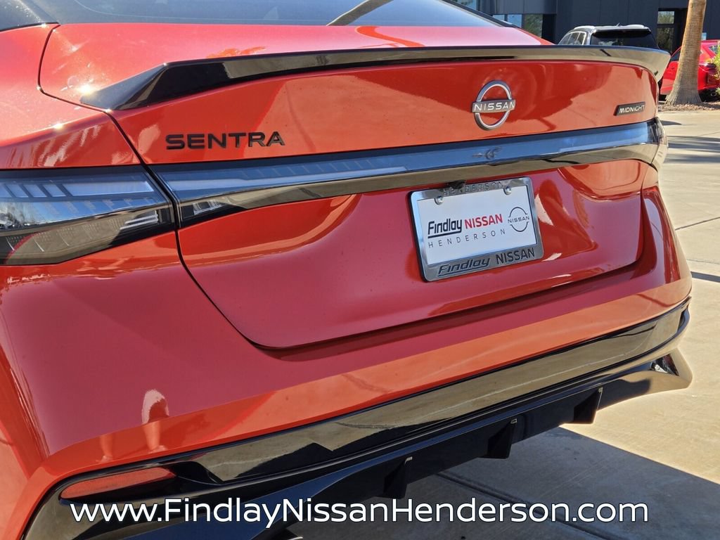 New 2027 Nissan Sentra SR w/ SR Premium Package FWD image 6