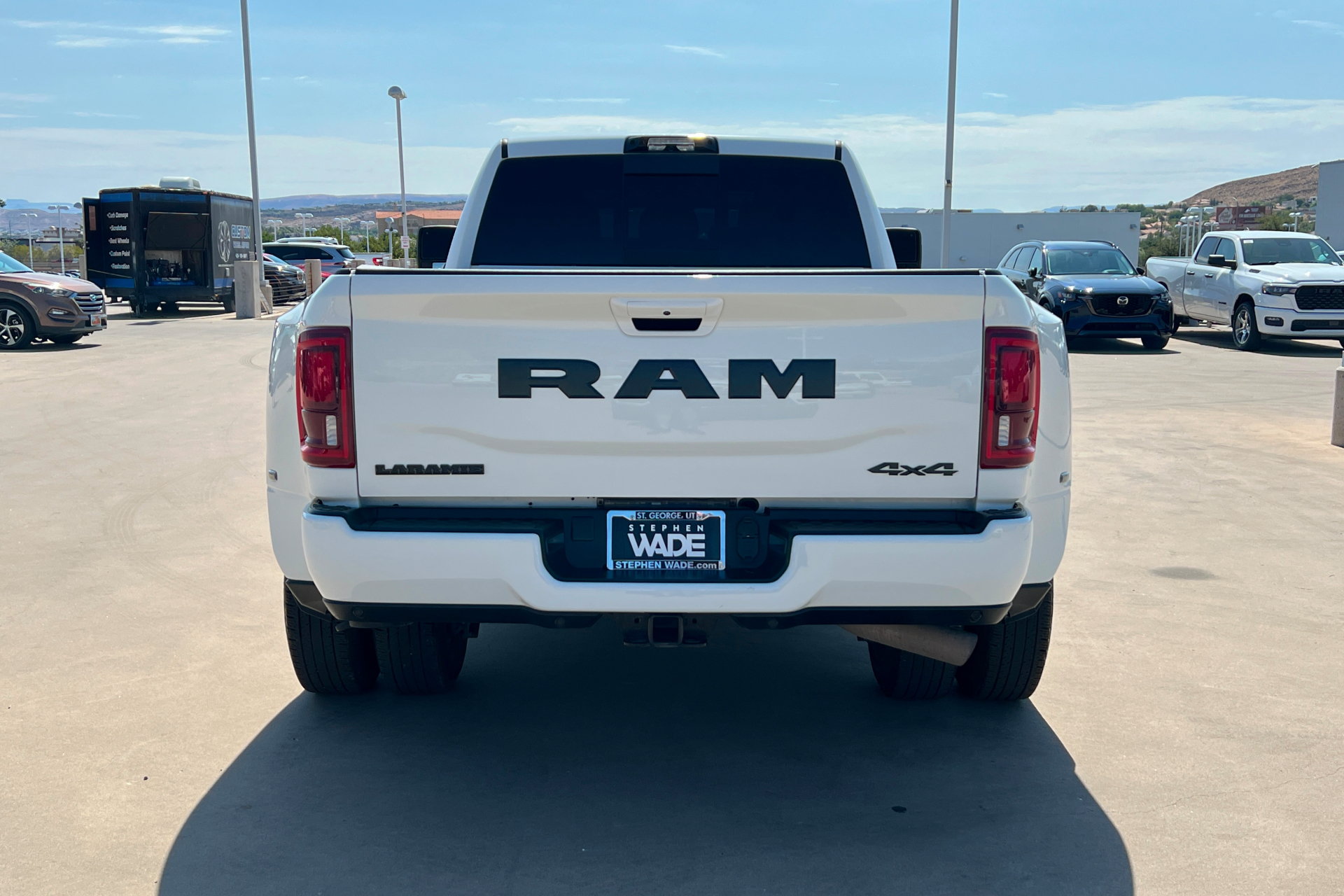 Used 2025 RAM 3500 Laramie AWD/4WD image 4