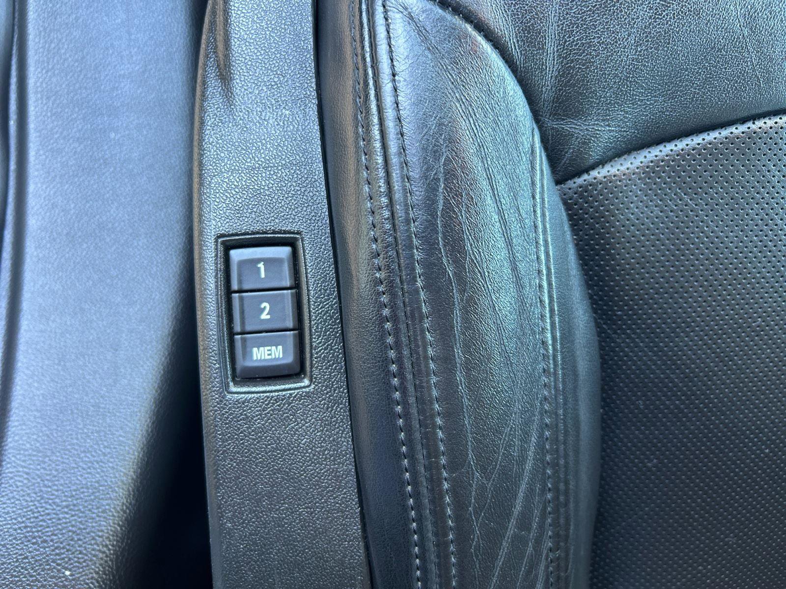Used 2012 Buick LaCrosse Touring FWD image 17