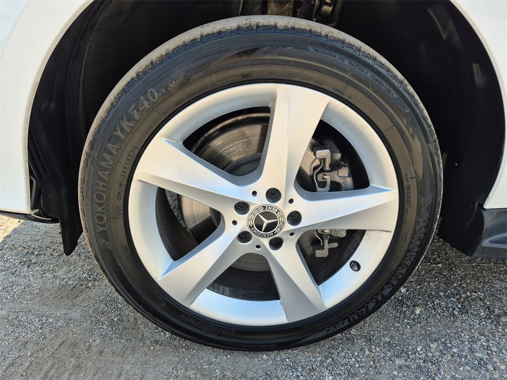 Used 2019 Mercedes-Benz GLE 400 4MATIC image 35