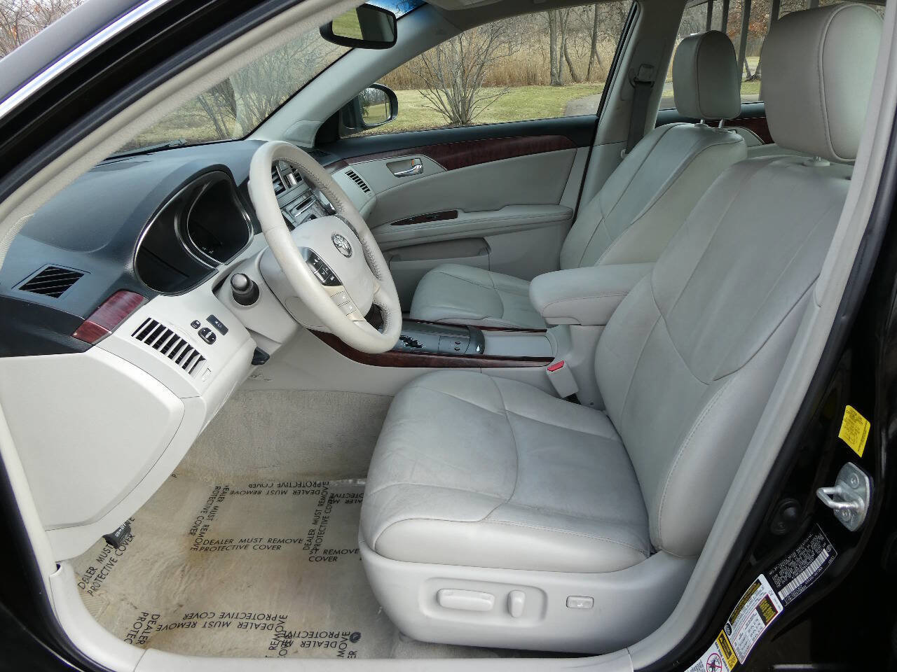 Used 2011 Toyota Avalon image 9