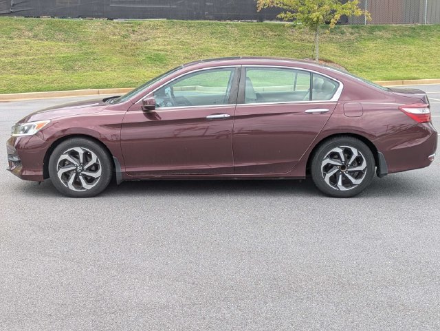 Used 2017 Honda Accord EX-L image 7